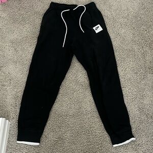 Black Air Jordan sweatpants